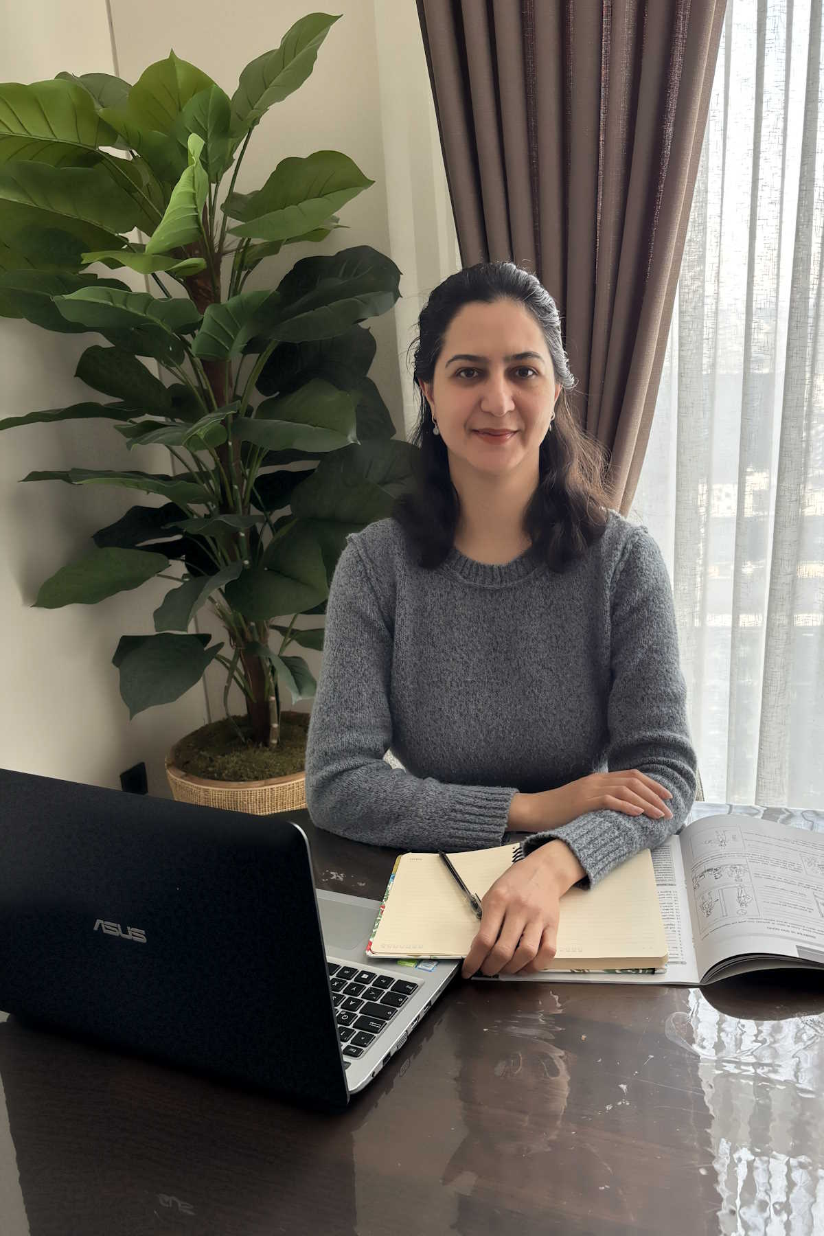Dr. Farzaneh Samsami